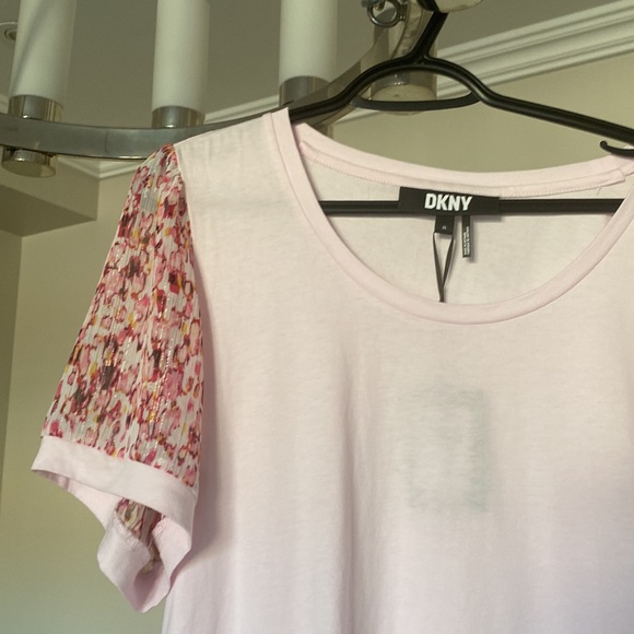 DKNY blouse brand new very pretty - Picture 3 of 10
